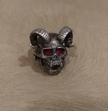 Anillo de acero inoxidable gótico Vintage para hombre, anillo de calavera para hombre, anillo con grabado de motocicleta, accesorios de joyería