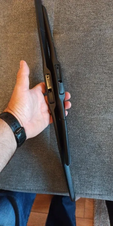 Отзыв о товаре Щетка стеклоочистителя автомобильная универсальная U-образная, 14 дюймов, 16 дюймов, 17 дюймов, 18 дюймов, 19 дюймов, 20 дюймов, 21 дюйм, 22 дюйма, 24 дюйма, 26 дюймов от пользователя A***v