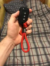 LLavero de lujo de alta calidad para coche, hebilla de herradura giratoria de 360 grados, cuero tejido a mano, colgante de bolso de Soporte para Llaveros para hombre y mujer