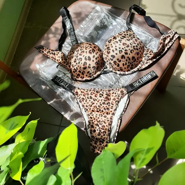 Comfort Femme Sexy Lingerie Ensemble Push Up Bra Victoria's Secret Lingerie Ensemble Femme 2 Pièces Brand Sous Vetement Femme Glossy  1