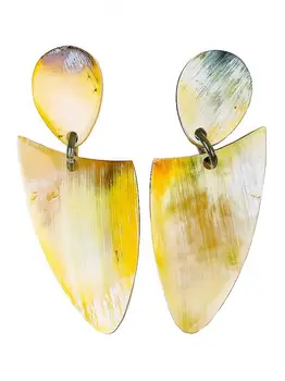 

Decoration of earrings-clips from the Horn
