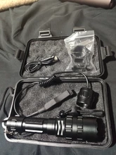 Linterna táctica de 1600 lúmenes con Clip de montaje para linterna, batería recargable, interruptor remoto, luz para arma de caza al aire libre