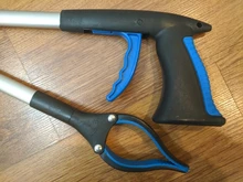Pickers-Pick-Up-Tools Grabbers Gripper-Extender-Grabber Litter-Reachers Foldable Collapsible