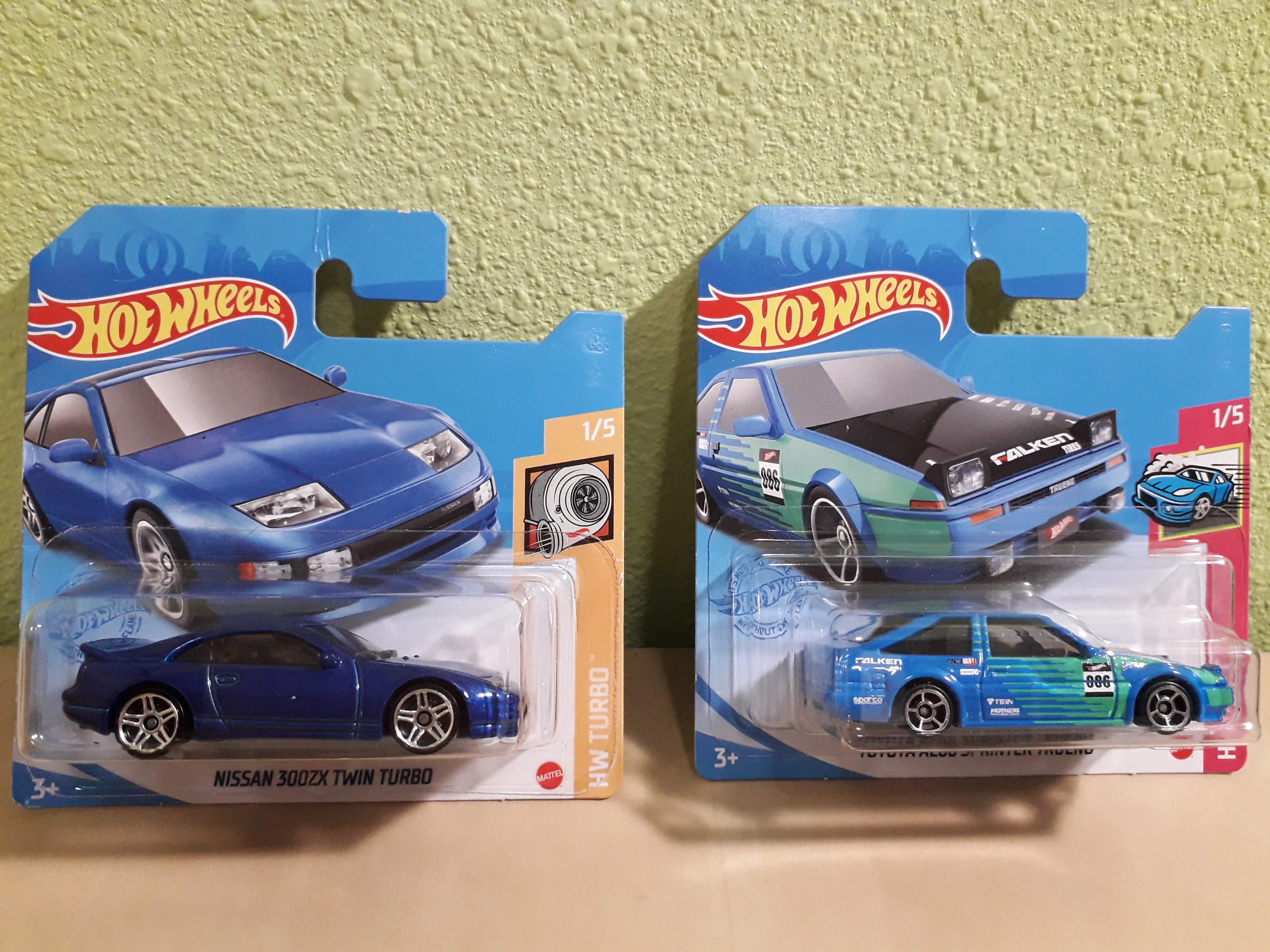 Hot Wheels INITIAL D トヨタ AE86 Hot Wheels Initial D METAL AE86 Toyota Sprinter Trueno