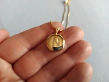 Collar de letra inicial para mujer y niña, gargantillas con 26 letras doradas, colgantes de cobre, joyería de CZ, cadena personal