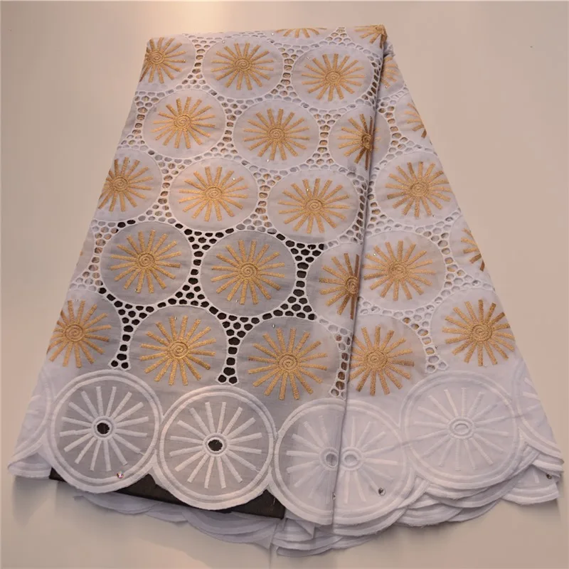 

Latest African Cotton Lace Fabric 2020 High Quality Nigerian French Pure Cotton Embroidery Swiss voile Lace Fabrics 5Yards