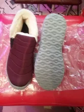 Botas ultraligeras para Mujer, botines de nieve impermeables sin cordones, zapatos planos casuales de felpa, para invierno