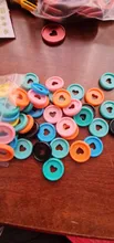 100 Uds 24mm portátil de plástico anillo de carpeta hebilla de 360 grados de rotación de agujero color aprendizaje suministros de encuadernación