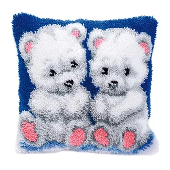 

0014150-pn cushion (carpet technique) vervaco 'white Cubs '40x40 cm