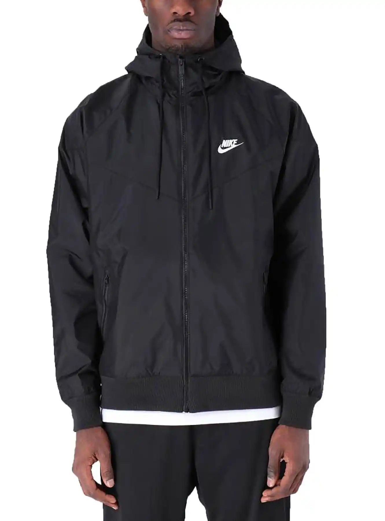 casaco nike preto e branco