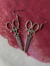 Pendientes modernos hechos a mano por nuevos diseñadores, tijeras con estilo punk, para mujer, 1 par
