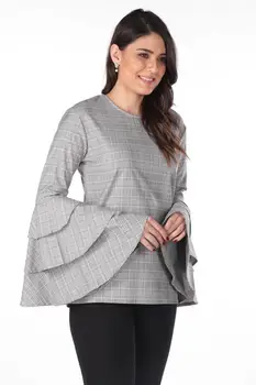 

Markapia Handles Frilled Blouse