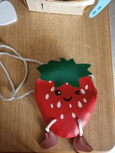Bolso pequeño con diseño de caricatura de fresa para niños, bolso de mano, bandolera de viaje para niñas, de PU, para uso diario