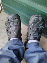 Sandalias informales de verano para Hombre, zuecos para jardín de EVA, Zapatos suaves de Hospital con memoria, zapatillas de agua para playa