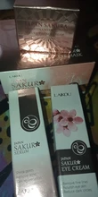 Sakura-suero Facial hidratante de Japón, crema Facial que elimina la hinchazón, elimina las ojeras, mascarilla de ojos que destiñe las líneas finas