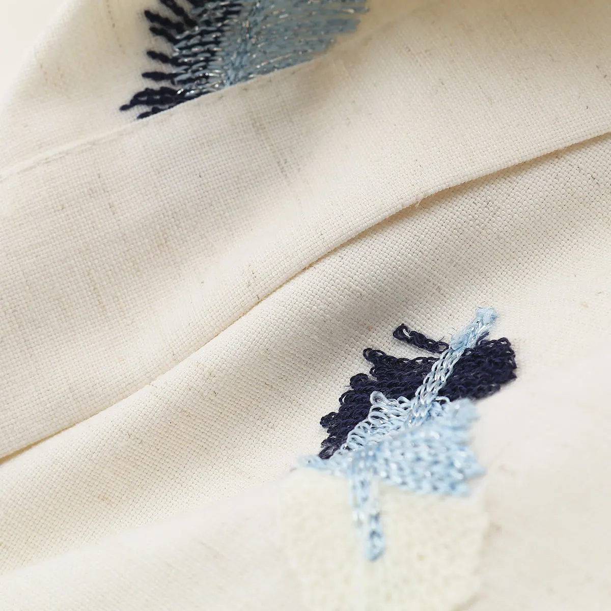 hook models) beige white bottom blue feather embroidered half blackout curtains about 183x100cm