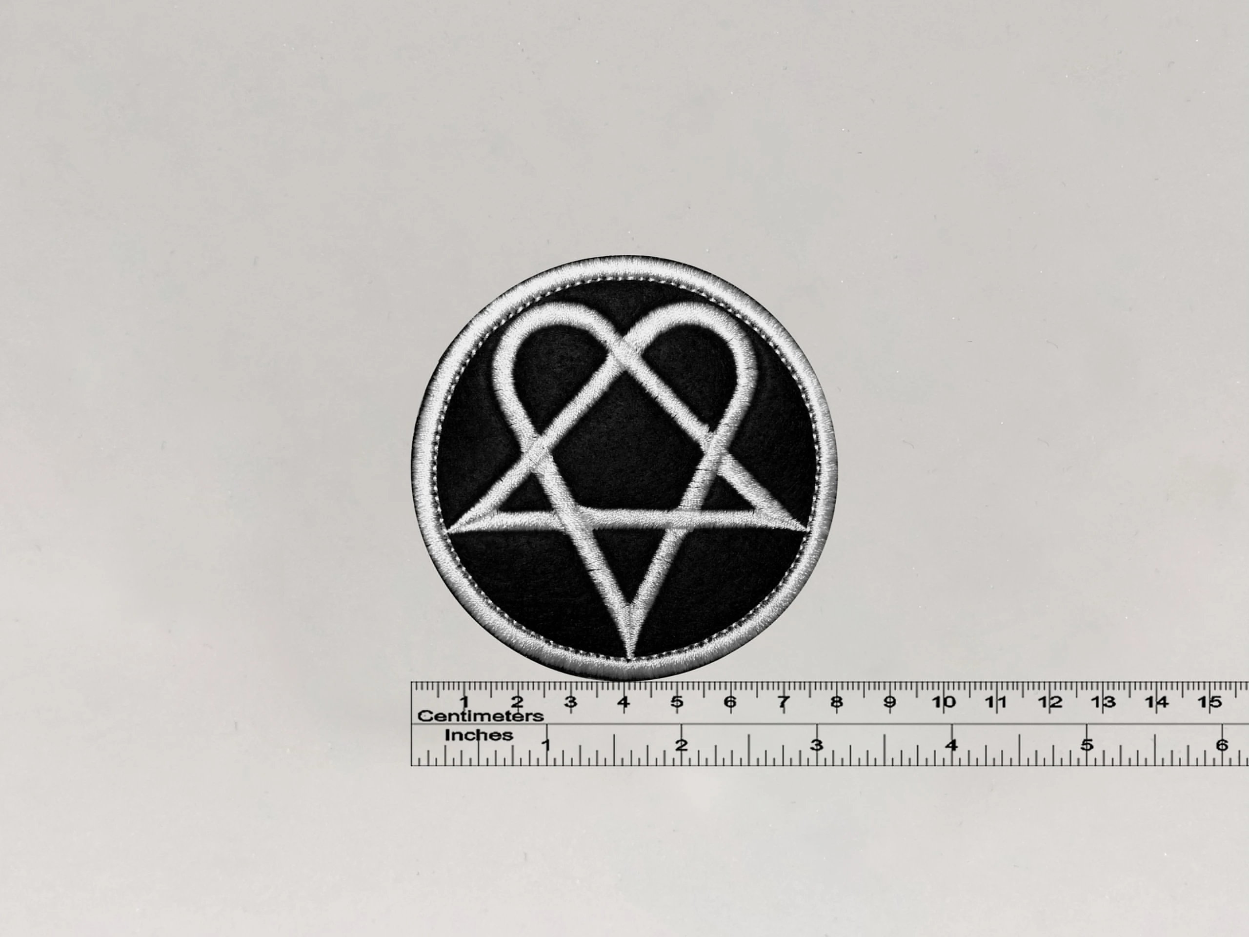 Him metal. Love metal him обложка. Обложка хим альбом. Love metal him обложка. Him metal.