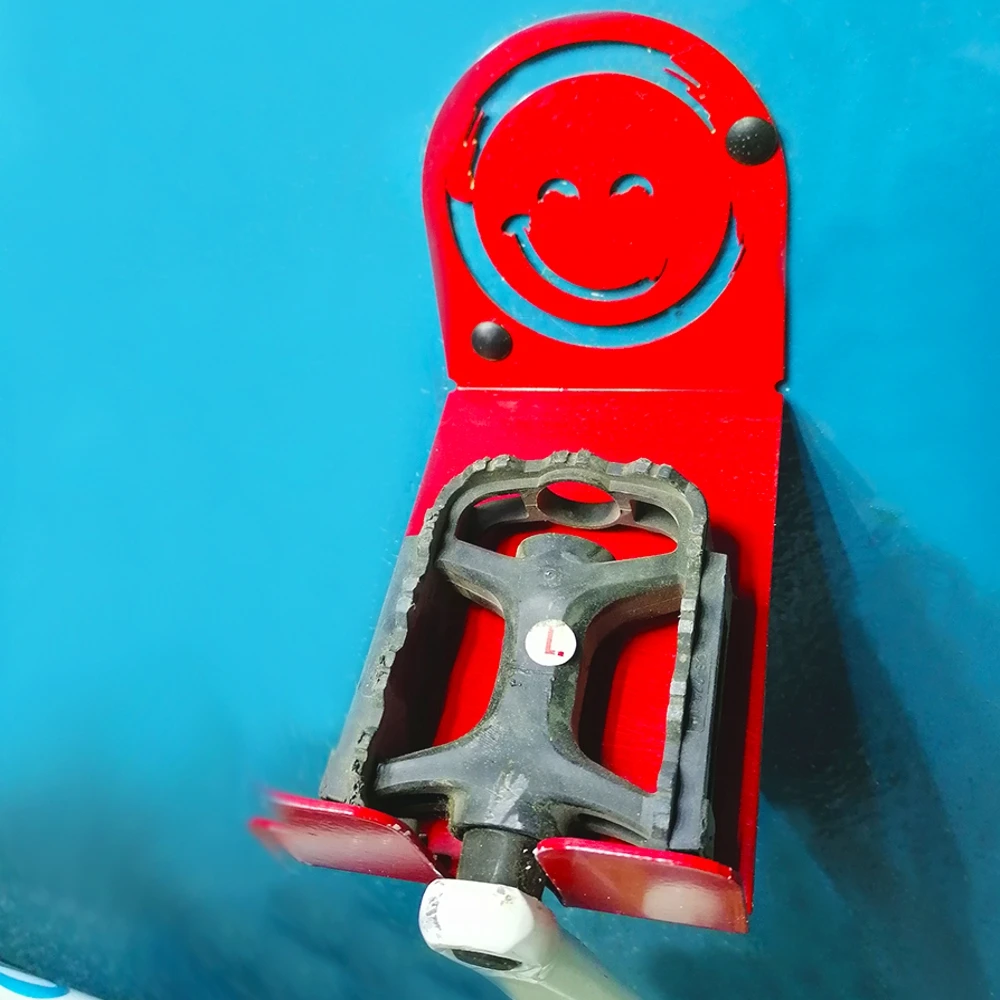Mounting for a bicycle on the wall. Original bracket for horizontally for pedal For accessories Bikes accessories footrest rack 3pcs / set padlock holder with wall tire wall storage stand