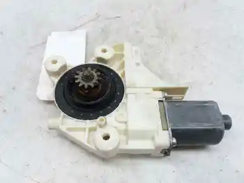 

1430365 front lift engine right FORD FOCUS saloon (CAP)