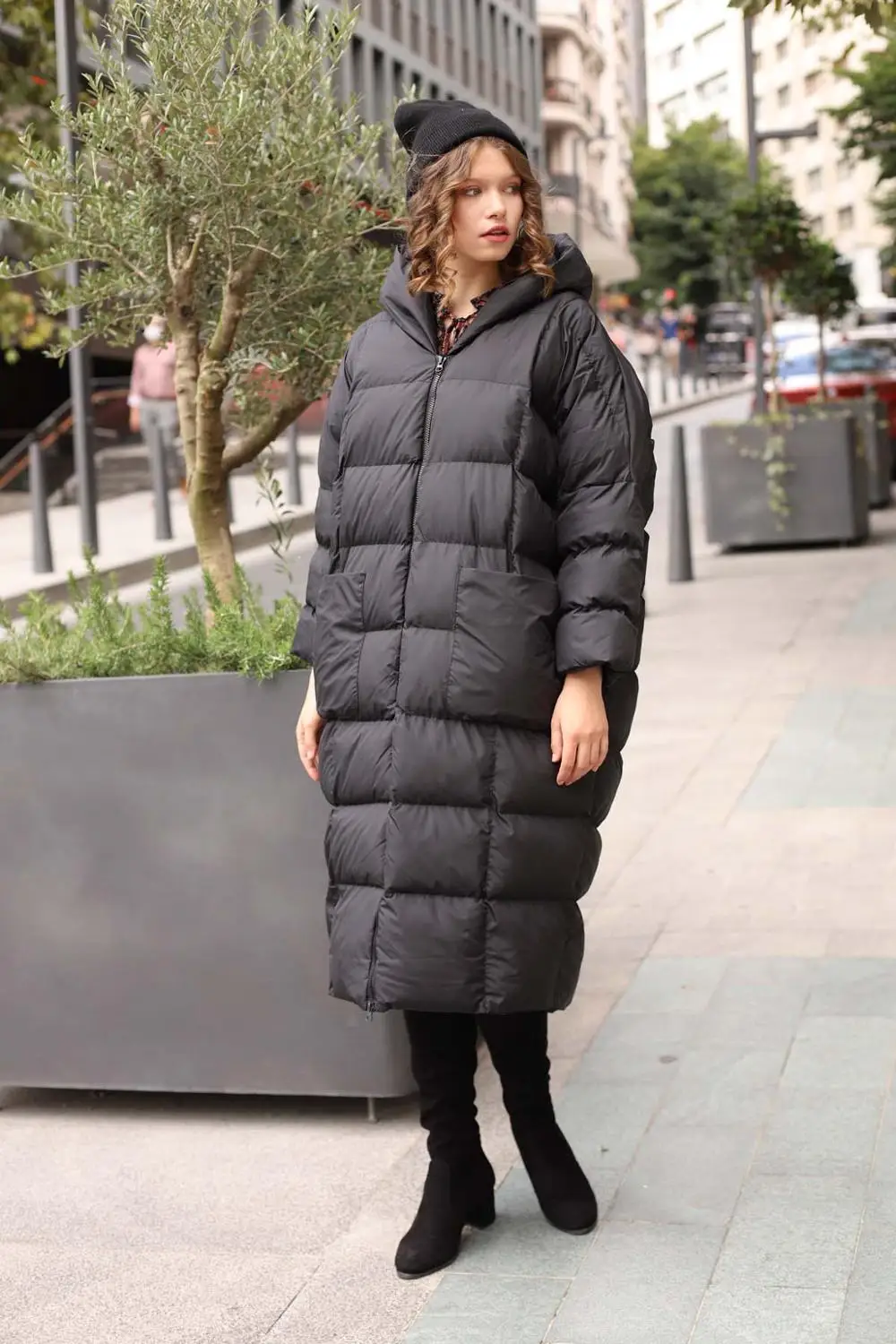 Woman Hooded Long Inflatable Coat Oversize Midi