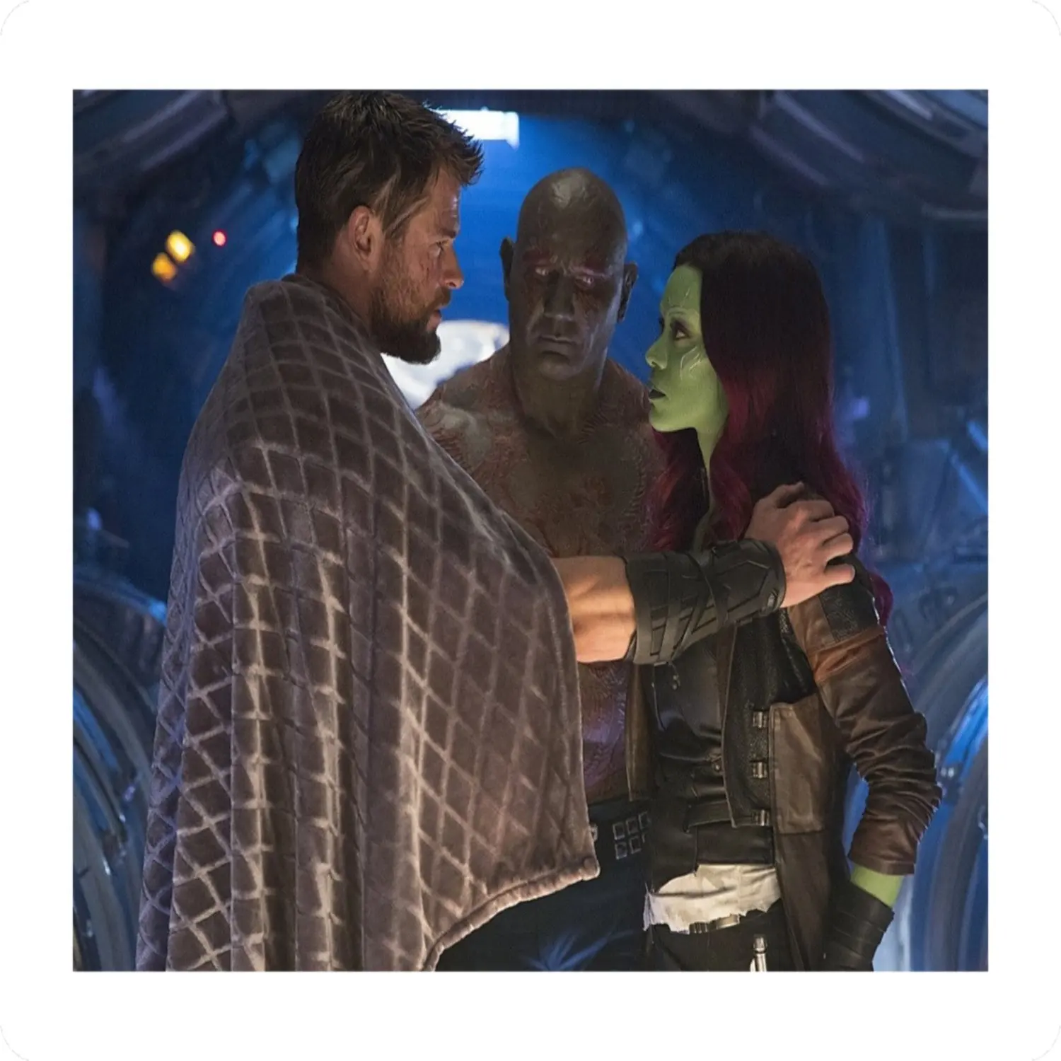 Карандаш чернографитовый Marvel Мстители-2 c фигурным ластиком в ассортименте 37821