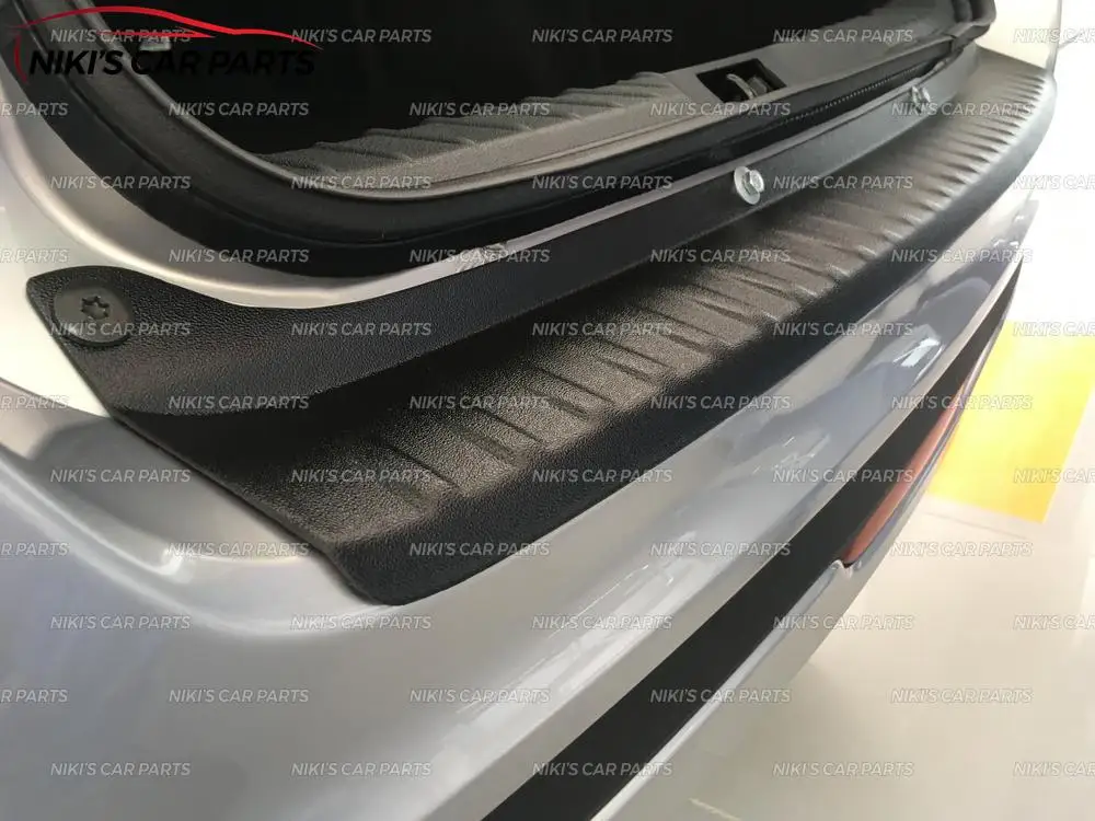 Защитная пластина заднего бампера для Lada Granta FL Liftback 2018 пластиковая ABS защитная