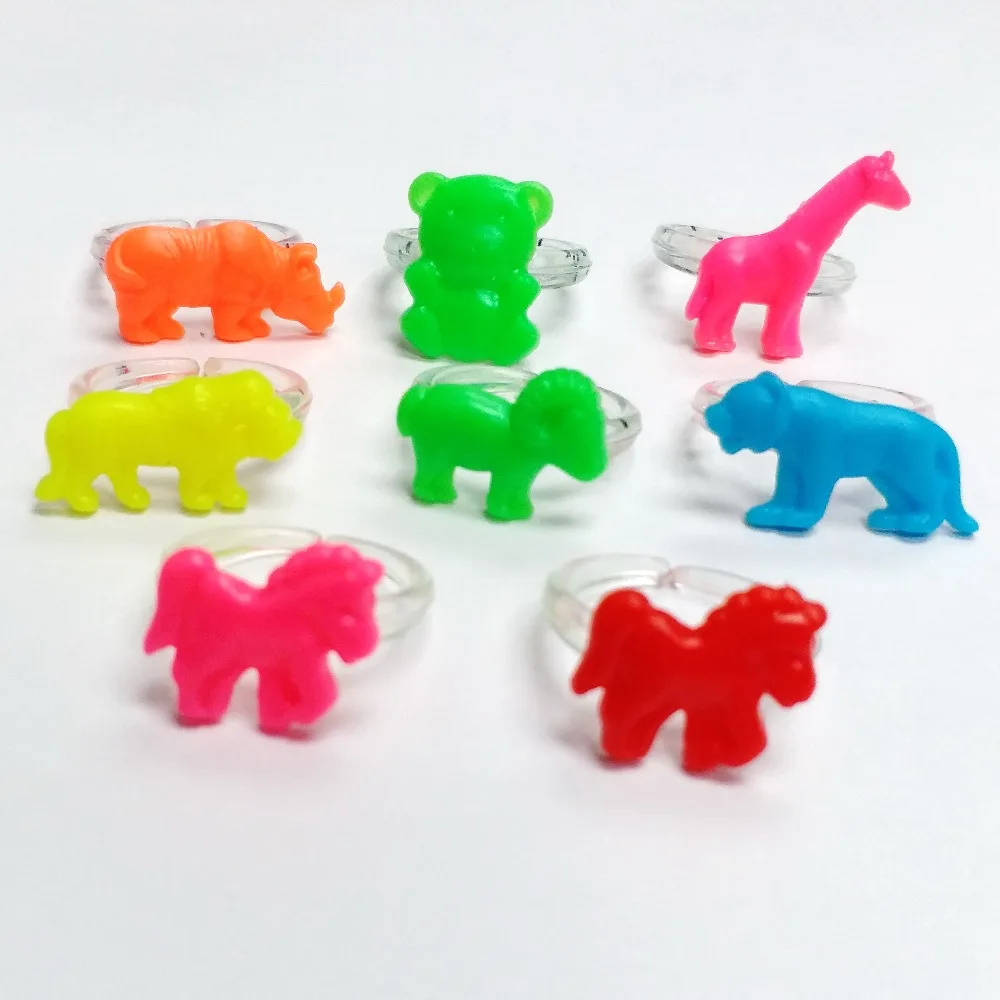 E647 mini animal  rings -  0.5g