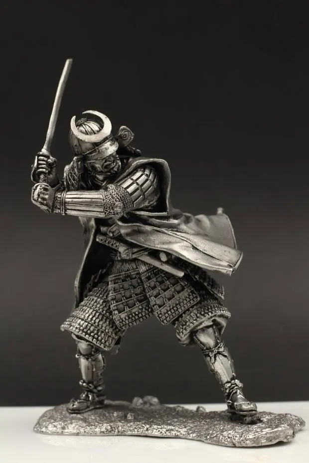 

1:18 Scale 90mm Tin Metal Armor Samurai Statuette Figure Japanese Azuchi–Momoyama Warring Hegemon DIY Assembling Static Model