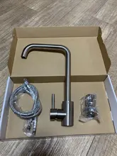 Frap de acero inoxidable grifo de cocina cepillado proceso giratoria cuenca de 360 grados de rotación agua caliente y fría mezcladoras grifo Y40107/8