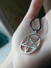 Colgante de pentagrama pentápara Hombre, collar de Black Butler, colgante de culo, Logo de Lucifer Satan, signo de Color plateado, amuleto Supernatural, joyería para hombre