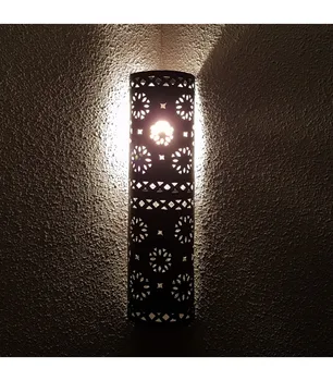 

Arabic Forge Wall Lamp - Calado Floral - Andalusí Design - Model TAWIL
