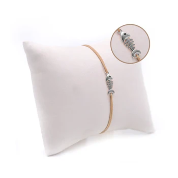 

Handmade Beige Women Silver Bangle Skybco2117