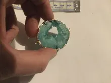 Colgantes de Druzys naturales azules para mujer, Charms, conector de piedra de cuarzo, colgante de lágrima dorada, regalo de joyería, collar de drusa DIY a granel