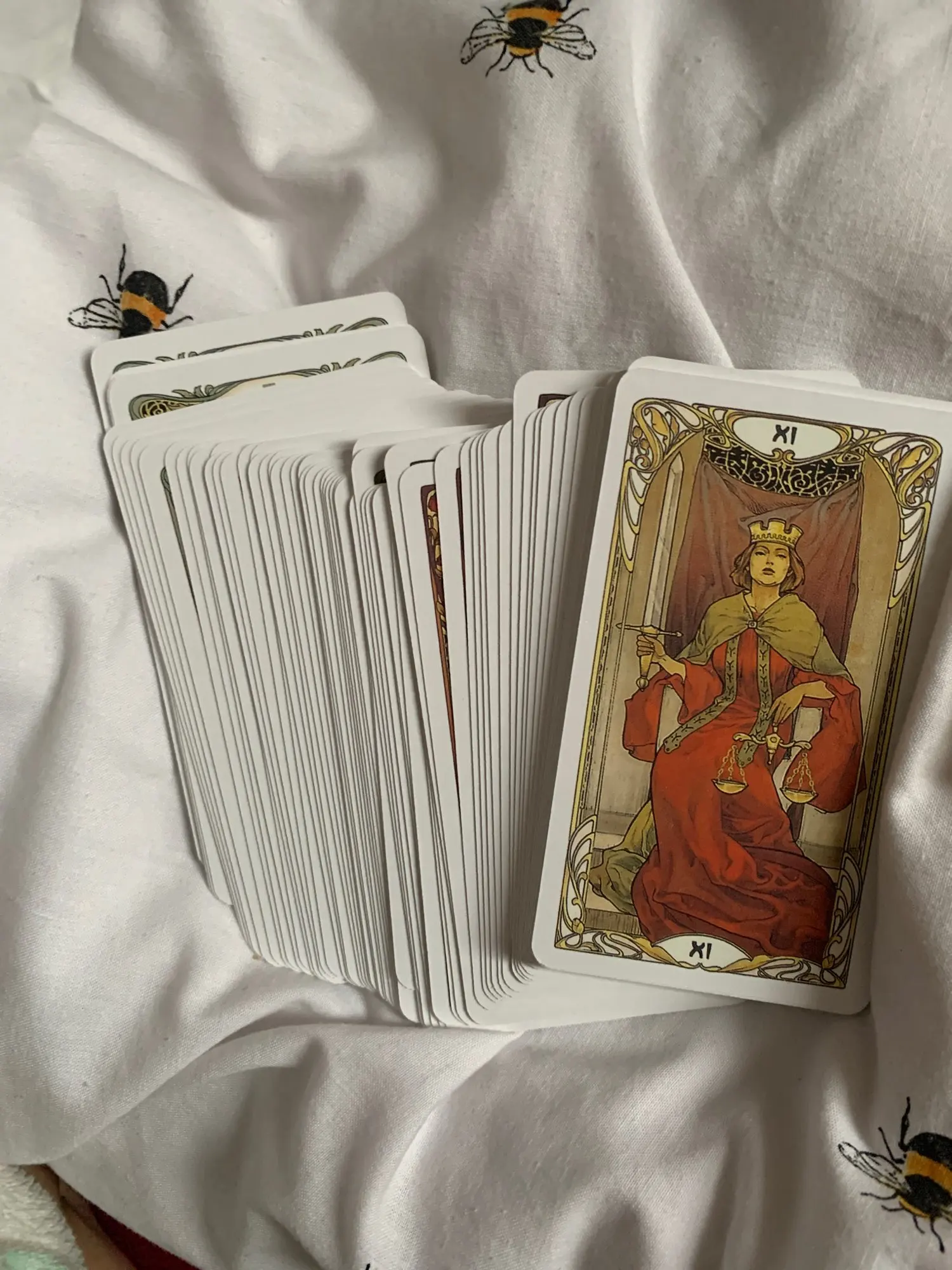 Отзыв о товаре Настольная версия Спиннер в форме звезды Tarot, английская версия, Tarot, карточка оракла, Веселая игра, гадания, судьба, настольные игры, PDF инструкция от пользователя N***g