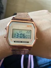 Reloj Digital de lujo de oro rosa para mujer, pulsera electrónica LED de acero ultrafino, luminoso