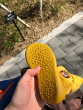 Zapatos de nieve cálidos para niños, calcetines bordados, calcetines gruesos cepillados, botines para bebés y niñas, suelas blandas