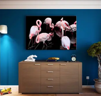 

Flamingo Canvas Table