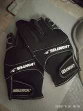 SeaKnight-guantes de pesca deportivos SK03, 1 par/lote, 3 guantes de cuero transpirable de medio dedo, equipo de pesca de neopreno y PU