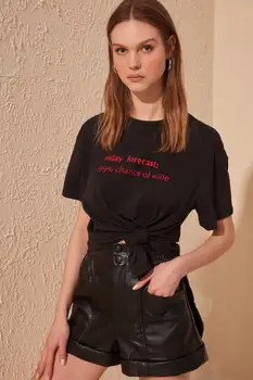 

Trendyol Printed Asymmetrical Knitted T-Shirt TWOSS20TS0219