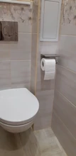 ROVOGO SUS 304 soporte de papel higiénico de acero inoxidable con estante para teléfono, soporte de pañuelos para el baño portarrollos de papel higiénico