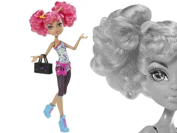 

Doll Haulin Wolfe-dance class