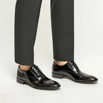 

FLO 806 C Black Male Shoes Garamond