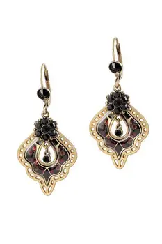 

Danny 03 earrings