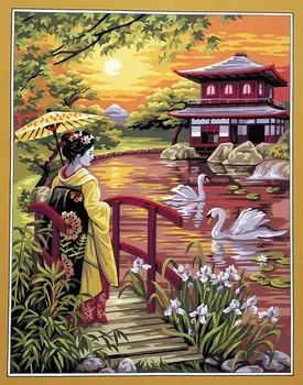 

Royal Paris girl with pagoda print