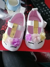 Zapatos de unicornio con flores para niñas pequeñas, calzado de piel sintética con suela blanda para cuna, primavera y otoño, de 0 a 18M, novedad de 2019