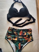 Bikini femenino con cuello Halter y cintura alta, traje de baño con cuello halter y cintural alta con estampado floral en talla XXL