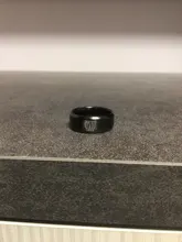 FairLadyHood-anillo de acero inoxidable con alas de la libertad para hombres y mujeres, anillos de dedo con diseño de ataque a Titan, de titanio negro, para aficionados al Anime