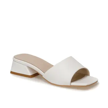 

FLO CARESSE White Women 'S Slippers BUTIGO