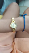 Mujer reloj de pulsera de Mujer de oro Relojes pequeño Dial cuarzo ocio reloj Popular reloj de pulsera hora Mujer damas elegante Relojes