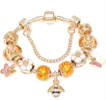 

Angemiel Dore Color Honeycomb Bee Figured Charm Bracelet